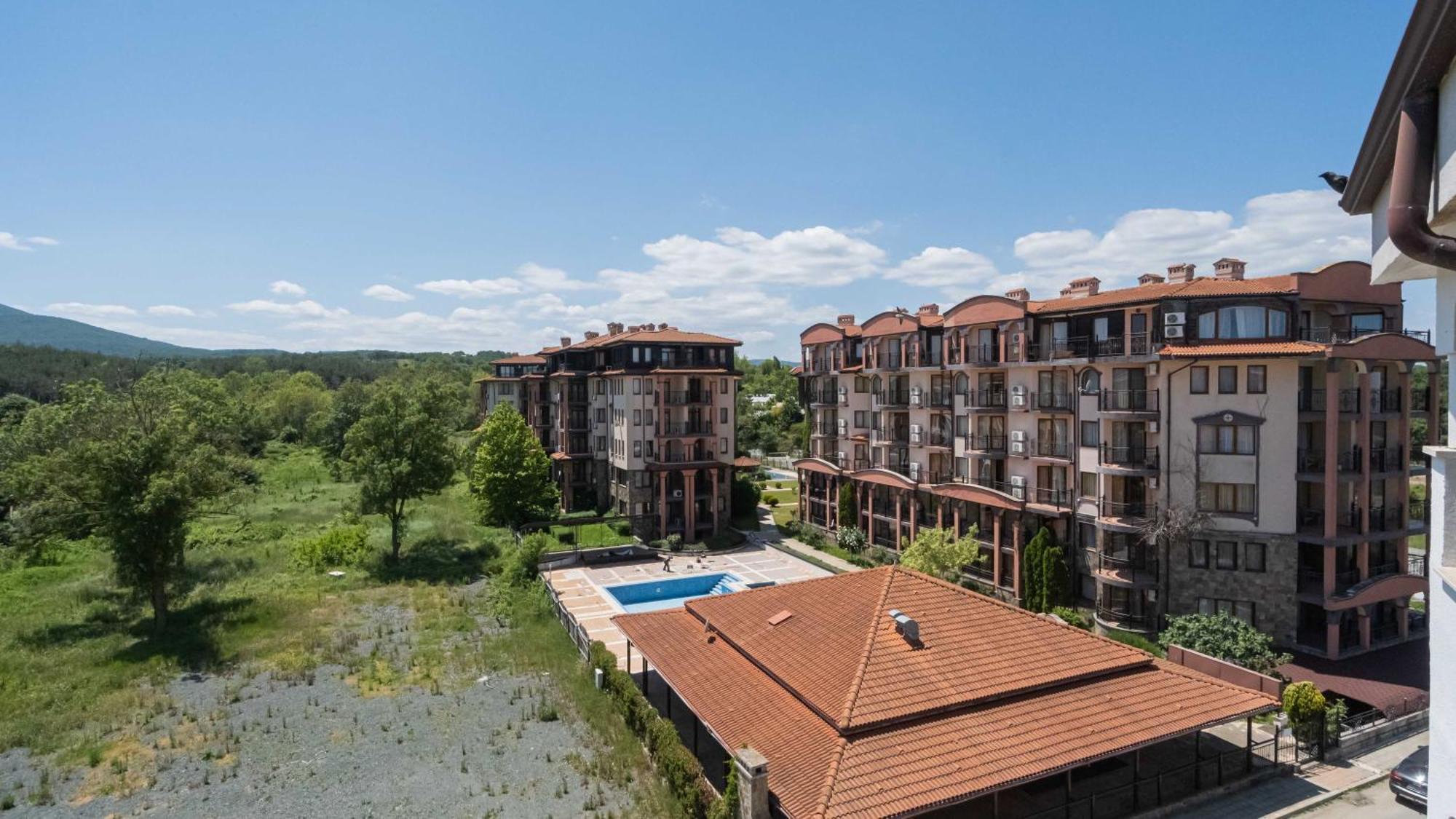 Първа Линия Хотел С Адрес К-С Реджина Маре Царево Carevo Exterior foto